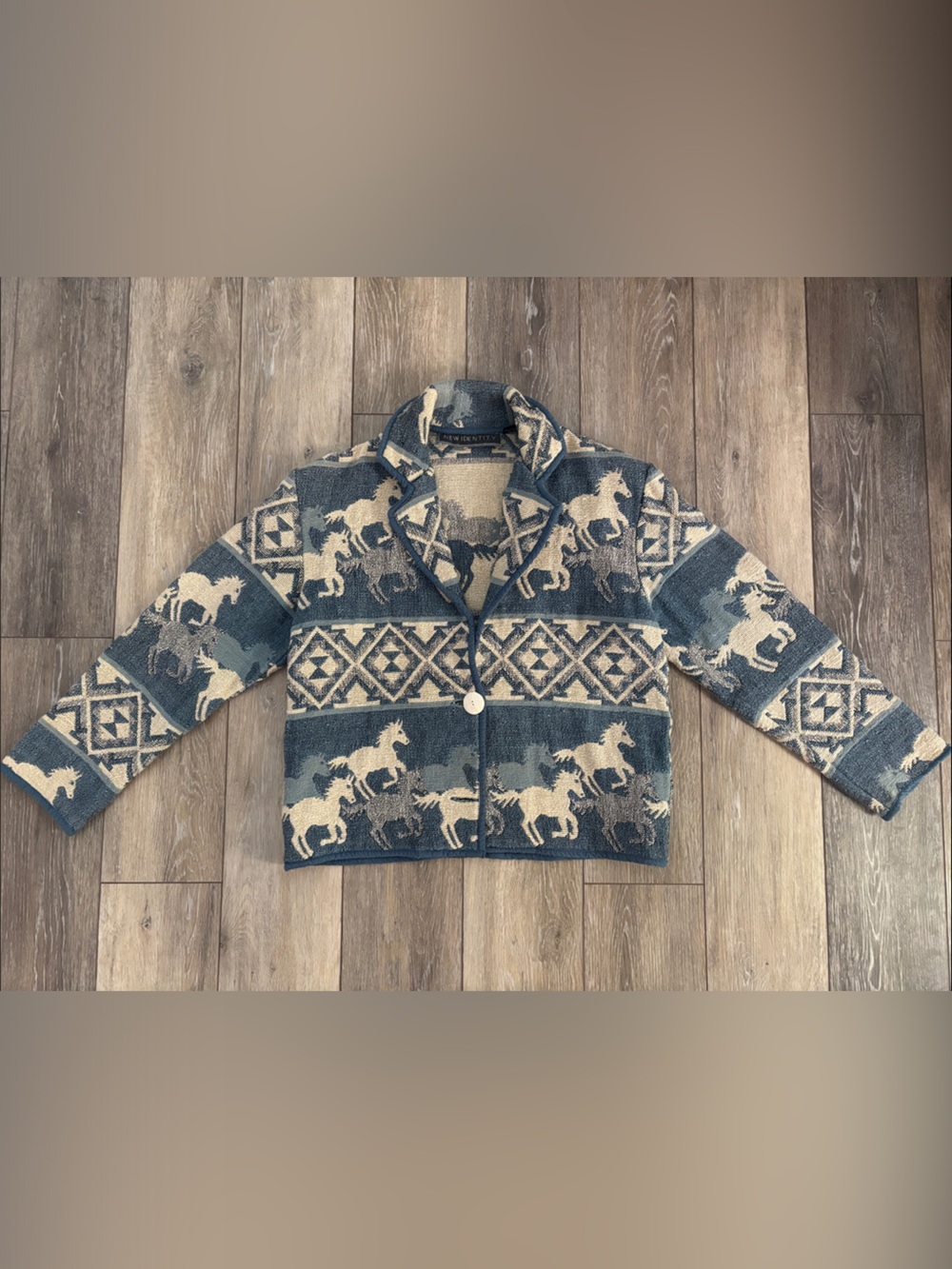 Vintage New Identity Woman’s Horse Tapestry 100% cotton Jacket